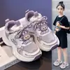 Zapatillas para niñas 2026 nuevo estilo colgante de poni malla transpirable suela suave ligeras para niñas suela gruesa casual zapatos tipo papá