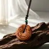 Artículo cultural coleccionable: Colgante de madera de agar con incrustaciones de cinabrio, collar amuleto "Paz y Serenidad", estilo chino