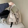 Bolsa de Lona da Moda de Grande Capacidade 2025 Verão Nova Nicho Ombro Único Transversal Bolsa Tote Plissada de Classe Estilo Coreano