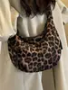 Bolsa Versátil de Gran Capacidad Estilo Dumpling Transfronteriza para Mujer 2026 Nuevo Otoño Estampado de Leopardo Retro Estilo Coreano para Viajes Diarios Bolso de Hombro Cruzado Único