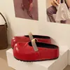 Sandalias de Nicho Estilo Coreano de Suela Gruesa y Poco Profundas 2026 Primavera/Verano Nuevas de Plataforma Punta Cerrada Punta Redonda Medias Zapatillas