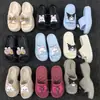 Chinelos de liquidação de estoque borracha e plástico sapatos femininos internos masculinos chinelos de praia leves casal sensação de afundamento sandálias de estoque