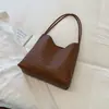 Bolso de Axila para Mujer Ruien 2026 Otoño Nuevo Vintage Nicho Patrón Tejido Bolso de Hombro Bolso Cubo para Viajes