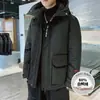 Jaqueta de Penas com Capuz de Inverno Tangkezhe para Homens, Espessa, Quente, à Prova de Vento, Resistente ao Frio, Jaqueta de Trabalho da Marca Tendência Estilo Hong Kong, Atacado