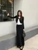 Blusa Falsa de Duas Peças de Manga Longa para Mulheres, Início do Outono, Cor Clara, Ligeiramente Madura, Estilo Intelectual Elevado, Conjunto Completo de Roupas Femininas Outono, Toque Intelectual de Alta Qualidade