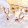 Puños de Oreja de Personalidad con Forma de Abeja de Gama Alta, Pendientes de Aguja de Plata S925 Estilo Europeo y Americano, Accesorios Versátiles para Orejas de Mujer, Entrega Rápida para Fuentes de Transmisión en Vivo