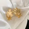 Pulsera Abierta con Patrón de Flor de Metal Transfronteriza Europea y Americana, Pulsera de Moda Casual con Personalidad, Joyería de Mano de Nicho de Lujo Ligero
