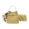 Moda 2026 Nova Bolsa de Balde Portátil Retrô Elegante Versátil Estilosa Bolsa de Ombro para o Dia a Dia Bolsa de Nicho Tendência