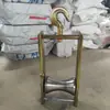 Polea de Cable, Polea para Tender Cables, Polea Colgante de Bastidor de Puente de Boca de Tubo Triple Esquina de Cabezo de Pozo, Rueda de Acero de Nylon, Polea de Energía Eléctrica