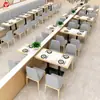 Sofá de cabina personalizado para casa de té comercial, cafetería, restaurante occidental, hot pot, restaurante de comida japonesa, mesa y sillas de mimbre tejido de madera maciza montadas en la pared