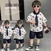 Conjunto de Tres Piezas de Camisa de Tela Patchwork de Pony para Niños de Verano, Elegante Conjunto de Camisa de Manga Corta para Niños, Atuendo de Verano Moderno para Bebés