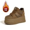 Tênis de Cano Alto para Mulheres 2026 Inverno Novo Versátil Sapatos com Solado Grosso que Aumentam a Altura para Mulheres Baixas com Strass e Forro de Lã para Aquecimento
