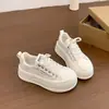 Sapatos Brancos de Solado Macio para Mulheres, Tênis de Primavera, Confortáveis 2026 Sapatos Plataforma de Solado Grosso, Sapatos Casuais Esportivos Leves e Versáteis, Novo Estilo