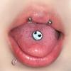 Uña de lengua de diablito súper linda versión Q recubierta de plástico divertida alternativa joyería para perforaciones nicho europeo y americano ins hombres y mujeres igual de linda