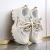 Zapatillas tipo dad con cordones para mujer, otoño 2026 nuevo popular, suela gruesa, que aumenta la altura, cómodas, de malla, suela suave, zapatos deportivos casuales para mujer