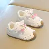 Sapatos Agan com Pingente de Cereja para Meninas 2026 Outono Nova Moda Versátil Leve Tênis Casual Esportivo para Bebês Meninas