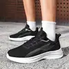 Zapatos de punto de malla extra grandes transfronterizos para hombre, nuevos zapatos deportivos casuales de moda para todas las estaciones, zapatillas de running de malla hueca transpirables