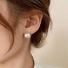 Pendientes de flores de perla de alta gama de la minoría coreana, nuevos pendientes de moda 2022, pendientes pequeños con pasador de plata de lujo ligeros para mujer