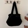 Bolso de felpa de otoño e invierno para mujer, nuevo bolso tote de moda estilo coreano 2026, versátil y de gran capacidad