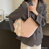 Bolsa grande transversal para mulheres, versão coreana de verão, nova bolsa de ombro com lenço de seda, moda para estudantes universitários, bolsa de axila