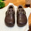Zapatos Birkenstock de suela gruesa con tacón oculto, felpa engrosada, superficie de cuero, zapatos de algodón peludo para mujer, 2026, nuevos zapatos pequeños de cuero de invierno para mujer