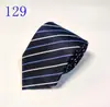 En stock Corbata Moda Nuevo Estudiante 8cm Moderna Estrecha Coreana para Grupo de Hombres Corbata Rayas Cuadros Traje Boda