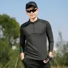 Atacado do fabricante de roupas de outono para uso externo, roupas de secagem rápida com gola alta, camiseta de manga longa elástica estilo casal, roupas de ginástica masculinas, roupas esportivas femininas