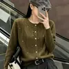 Cardigã Feminino Gola Redonda com Pedraria Outono Inverno 2026 Novo Design Malha Macia de Manga Longa Peça de Roupa Externa Top