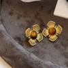 Estilo francês retro micro incrustado zircão Maillard Tiger Eye Stone brincos pequenos stud feminino estilo frio 18K ouro geométrico brincos redondos