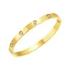 Pulseras de Lujo Ligero de Alta Gama para Hombre y Mujer, Modernas, Geniales, Estilo Coreano, de Moda, Sencillas, con Hebilla Incrustada de Diamantes, Joyería de Mano Estilo Frío, Venta al por Mayor