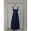 Vestido Midi Sem Mangas Off-Shoulder Emagrecedor de Cor Sólida Slim-Fit Novo de Verão 2026 Dongdaemun Coreano com Alças
