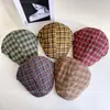 Boina Cuadros Dulce Retro de Diseñador para Mujer, Gorra de Pico Trendy Versátil para Otoño, Gorra de Pico Adelgazante