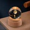 Madera Maciza Bola de Cristal Giratoria Luz de Noche Cielo Estrellado Adorno de Escritorio Creativo Artesanía Temporada de Graduación Regalo Personalizado