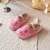 Sandalias para Niñas 2026 Verano Nuevos Zapatos Bordados Estilo Chino con Correa Única Flor de Encaje Zapatos de Princesa Zapatos Hanfu