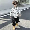 Jaqueta Baseball Infantil Masculina Primavera e Outono Desenho Ursinho 2026 Outono Novo Estilo Coreano Jaqueta Fashion para Bebê