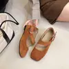 Zapatos de verano retro para mujer de tira única que aumentan la altura, con hebilla estilo 2026 y zapatos Mary Jane de punta cuadrada