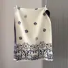 Chal de estilo étnico con estampado de cachemira de doble cara, una bufanda retro de cachemira para otoño e invierno, perfecta para lugares pintorescos, viajes y sesiones de fotos; un gran recuerdo