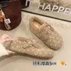 Zapatos Casuales Nuevos de Lana Cálida Otoño Invierno Aumento de Altura Interior Hebilla de Puntos Cómodos 2026 Corte Bajo Zapatos Individuales Zapatos Peludos para Mujer