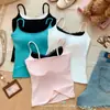 Camisola sexy estilo americano con bloques de color, encaje y retazos, imitación de dos piezas con copas en el pecho, corte ajustado, perfecta tanto para llevar sola como debajo de otra prenda, top deslumbrante