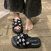 Chinelos para Mulheres Usar Fora no Verão Novo Estilo 2025 Sandálias Jeans Xadrez Plataforma de Bico Redondo Moda Tendência