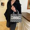 Bolso de Gran Capacidad para Mujer 2025 Nuevo de Moda Transfronteriza Letras Bordadas Bolso Tote Portátil Combinable Bolso de Hombro Único para Axila