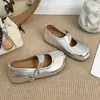 Zapatos Retro Mary Jane para Mujer Otoño Nuevo Estilo Suela Plana Hebilla Única Boca Baja Zapatos de una Sola Pieza Versátiles Bailarinas Zapatos Pequeños de Cuero