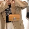 Bolso de Cadena Francés para Mujer 2025 Nuevo Bolso Cuadrado Pequeño de Alta Gama Bolso Cruzado Bolso de Hombro para Viajar Bolso de Axila Bolso de Mujer