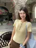 Nueva prenda exterior de punto de manga corta para verano, ajuste ceñido, camisa gris para mujer, top estilo coreano de principios de primavera, blanco