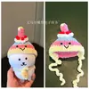 Gorro de dibujos animados de hamburguesa tejido a mano 13cm ropa de muñeco oso autocrítico 10cm muñeco de algodón accesorio de tocado lindo