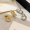 Pendientes Cruzados Plegados de Doble Capa en Forma de C para Mujer, Pendientes Sencillos y Únicos con Textura, Lujo Ligero, Elegantes, de Alta Gama, Accesorios Versátiles para Orejas