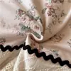 Estilo Hepburn Francés Línea A 100% Algodón 21s Cepillado de Alta Gama Juego de Ropa de Cama de Cuatro Piezas Estampado Floral Retro Estilo Encaje de Algodón Puro Ropa de Cama