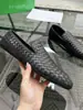 Zapatos Nuevos Europeos para Pareja Moda Casual Mocasines Tejidos Transpirables Resistentes al Olor Versátiles Cómodos Zapatos Unisex