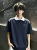 Camisa polo de contraste a rayas azul marino con cuello camisero para hombre, de manga corta, estilo universidad americana, camiseta resistente, hombro normal, corte recto, manga media