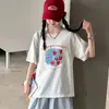 Conjunto de Verão para Meninas 2026 Novo Estilo Coreano Solto de Manga Curta Fashionável Estampa de Morango Conjunto de Duas Peças para Crianças Mais Velhas